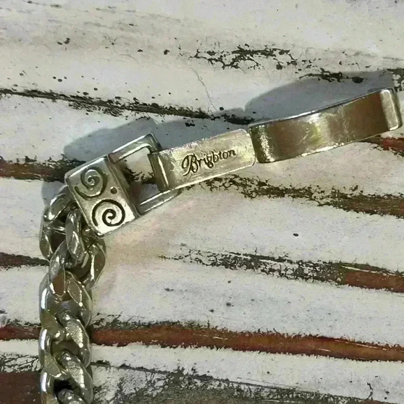 Brighton Mother’s Day “MOM” ID Chain bracelet - Picture 9 of 12